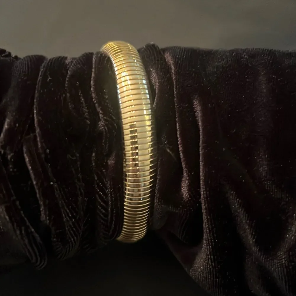 Park Lane vintage gold tone bracelet excellent vintage condition